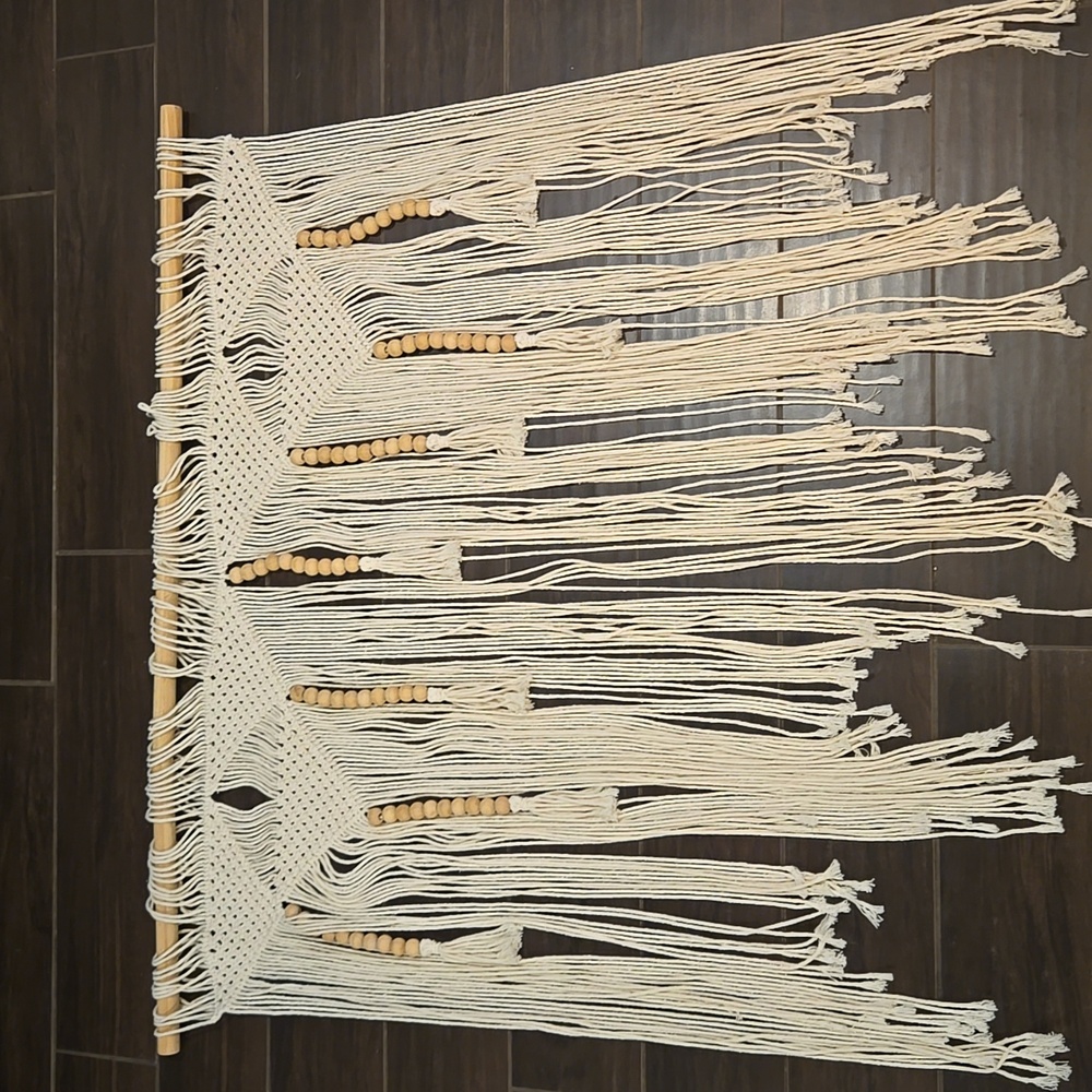 Macrame Scandinavian Hobo Wall Decor 41 X 41 NWOT